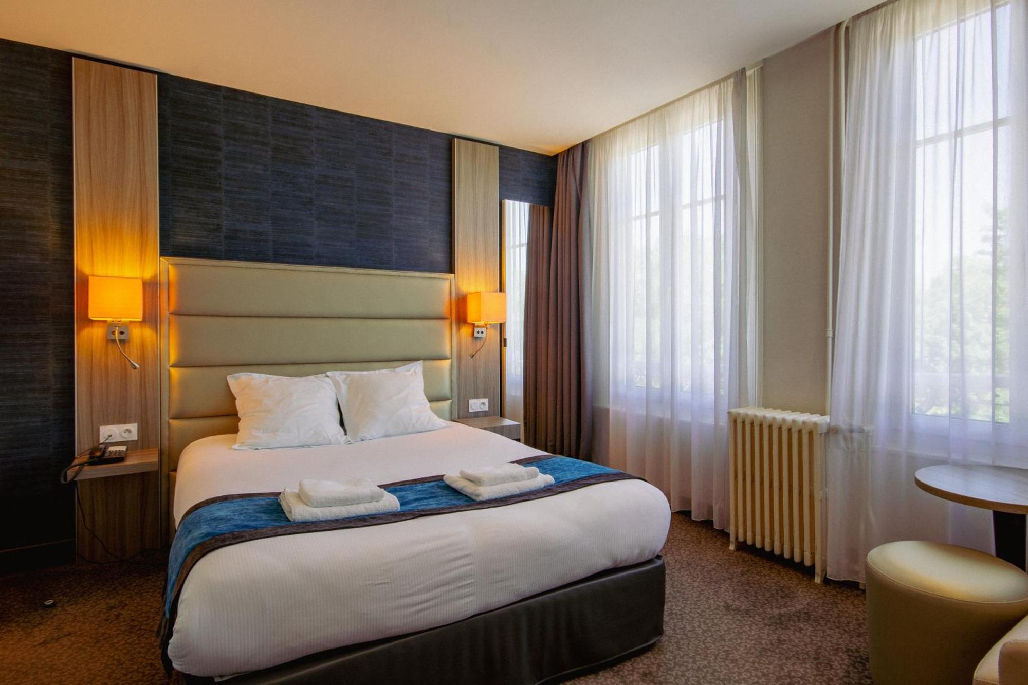 Hotel De La Gare Troyes Centre ภายนอก รูปภาพ